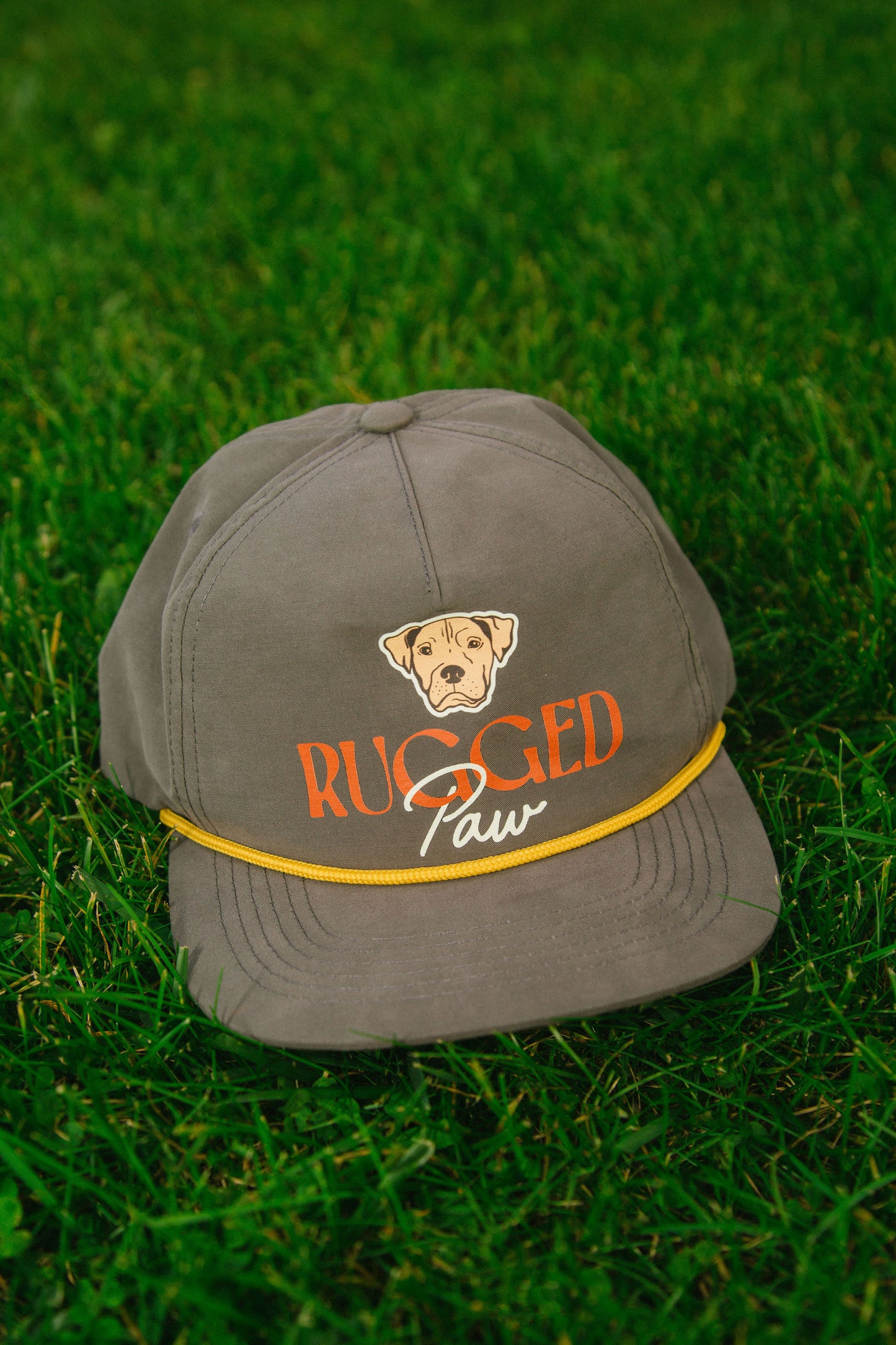 RUGGED PAW PRINTED SNAPBACK HAT