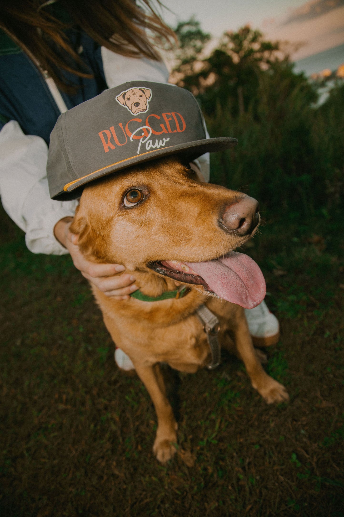 RUGGED PAW PRINTED SNAPBACK HAT